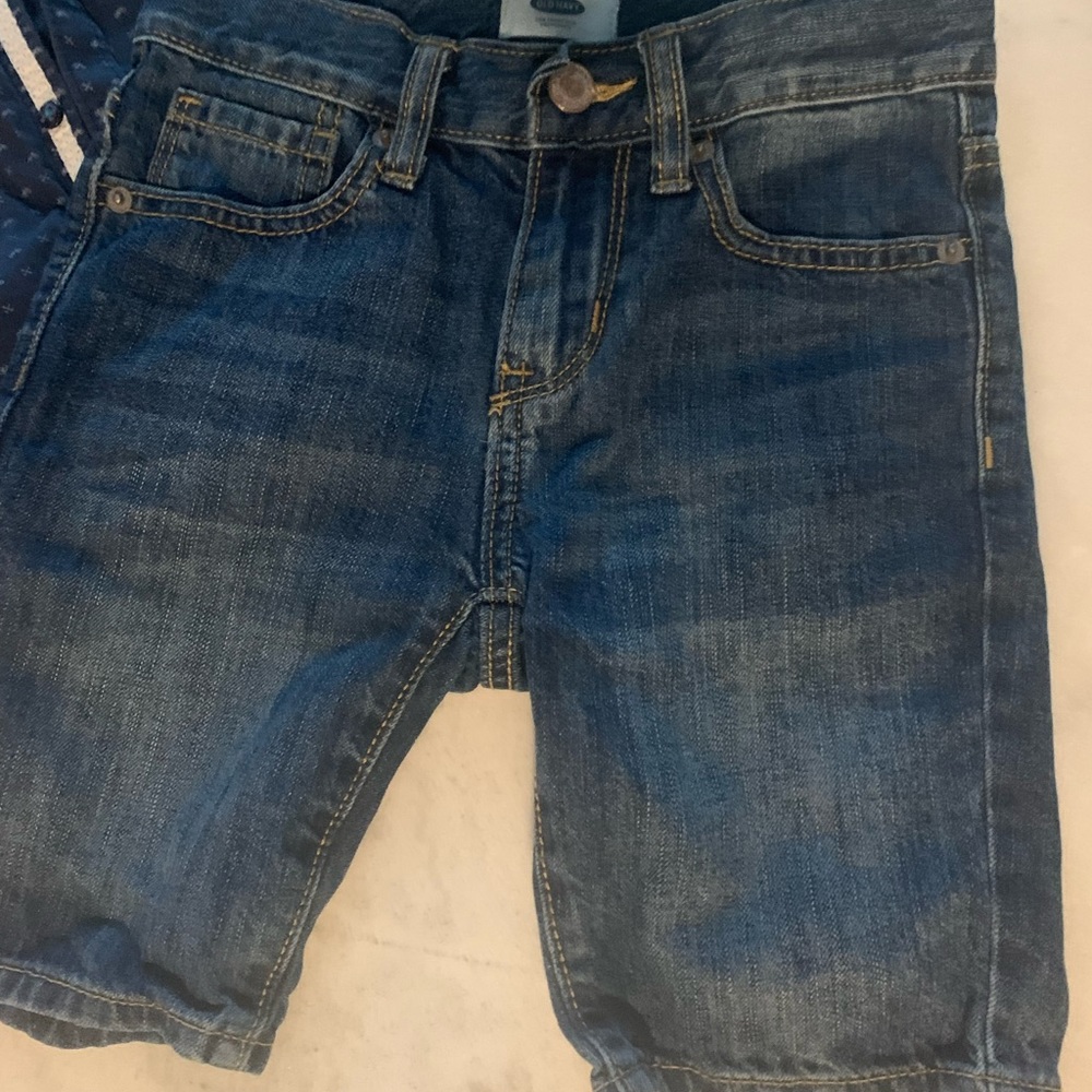 Boys Old Navy shorts 6